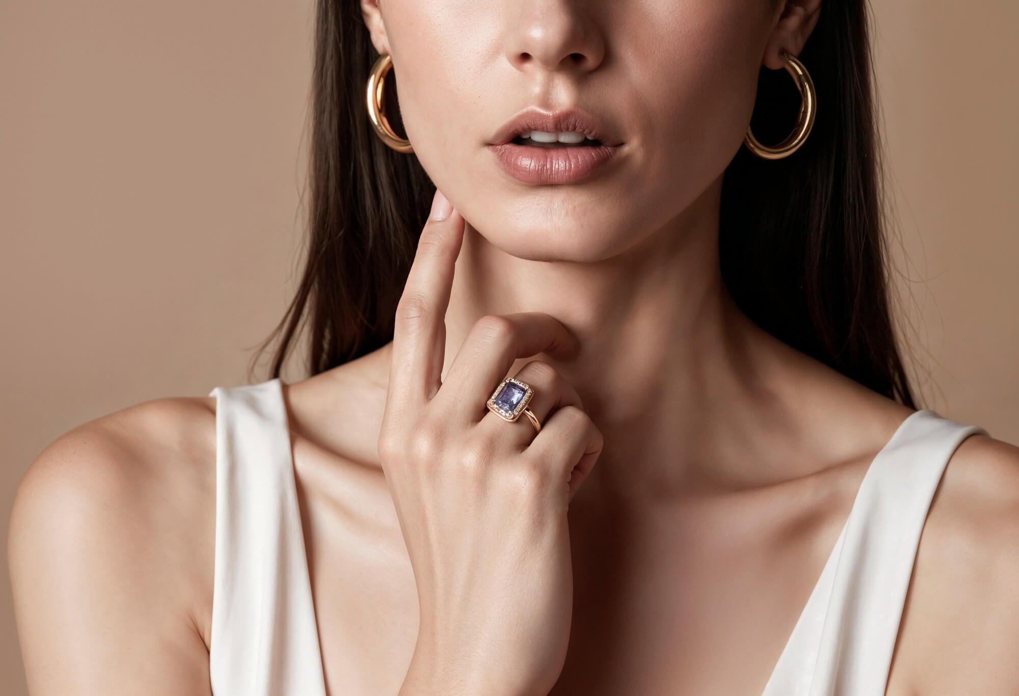 Layer Up! Why Jewelry Stacking is the Must-Try Trend for 2025